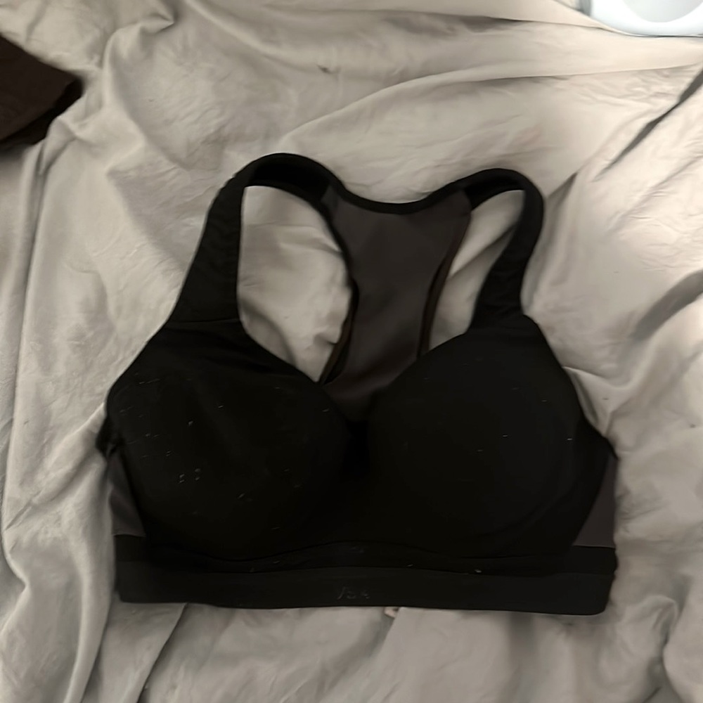 Victoria secret sports bra